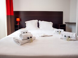Dinan Stay With Free Parking