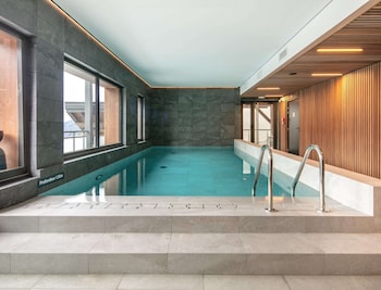 Alpine Home With Wellness Access