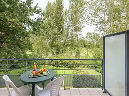 Accessible Vineyard Stay for Four