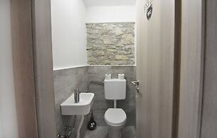 Comfortable Vacation Retreat With Parking