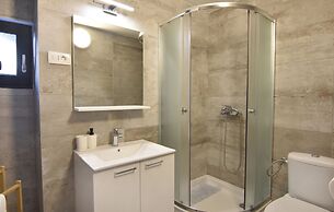 Comfortable Vacation Retreat With Parking