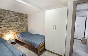 Relaxing Stay in a Homey Flat