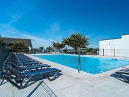 Duplex, 200m to Falaise Beach