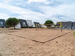 Duplex, 200m to Falaise Beach