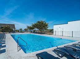 Duplex, 200m to Falaise Beach