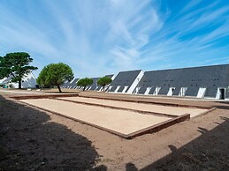 Duplex, 200m to Falaise Beach
