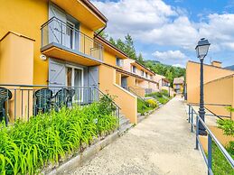 Spacious Alpine Triplex With Terrace