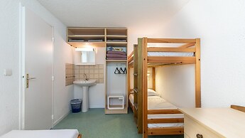 Spacious Alpine Triplex With Terrace