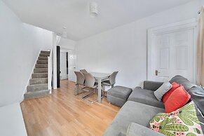 Near Airport - Pets - Parking - Wifi - Sleeps 2
