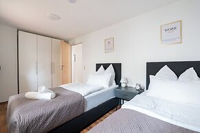 Coyhomes Steyr Riverside