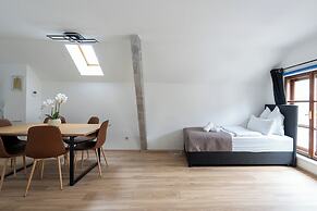 Coyhomes Steyr Riverside