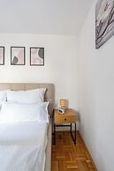 Coyhomes Steyr Riverside