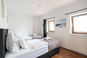 Coyhomes Steyr Riverside