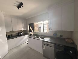 Serene 3-bedroom House Rental in Secure Kempton Park Complex