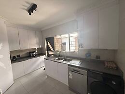 Serene 3-bedroom House Rental in Secure Kempton Park Complex