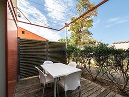 Escape With Pool, Gym & Balcony