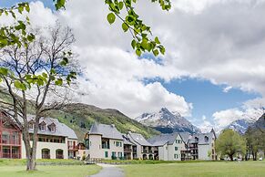 Comfortable Loudenvielle Valley Stay for 6