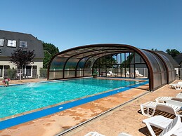Spacious House for 6 in Parentis