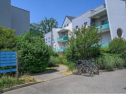 Spacious Stay for Two Near Vannes