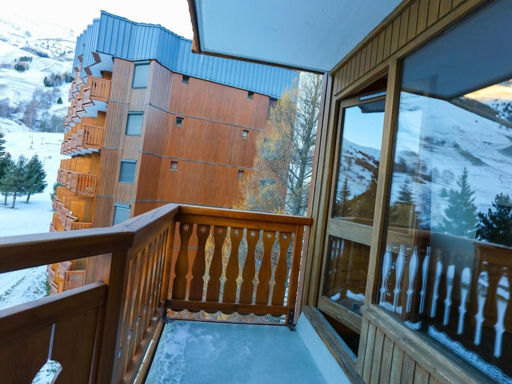 Attractive Studio With Balcony