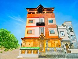 Deluxe Hotel Maharana Pratap