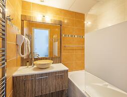 2-person Studio in Callian
