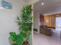 Chic Family Flat With Heated Pool