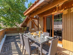 Chic Family Flat With Heated Pool