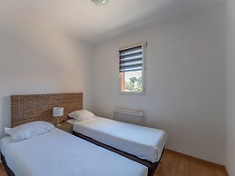Chic Family Flat With Heated Pool