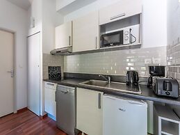 Chic Family Flat With Heated Pool