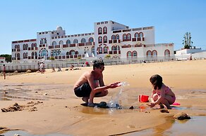 Beachside Apartment for Four