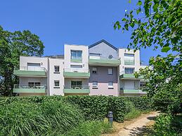 6-guest Spacious Apartment in Vannes
