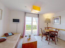 Brittany Flat Near Pentrez Beach