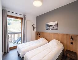 Base With Ski-in/ski-out Access