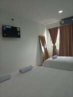 Adele Hotel
