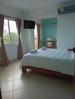 Adele Hotel