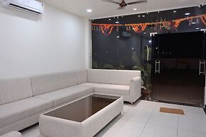Manjushree Hotel & Resort