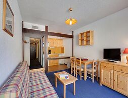 Snowfront Stay for Four Guests