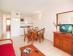 Golfside Coastal Apartment With Terrace