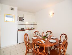 Golfside Coastal Apartment With Terrace