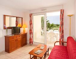 Golfside Coastal Apartment With Terrace