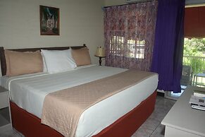 Tamarind Tree Hotel