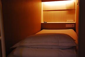 Good Day Cube Seomyeon Capsule Hotel