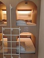 Good Day Cube Seomyeon Capsule Hotel