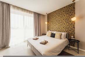 Luxury Penthouse Jacuzzi BBQ Terrace Pool Table