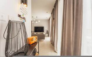 Luxury Penthouse Jacuzzi BBQ Terrace Pool Table