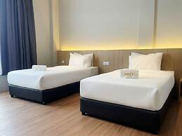 Roxy Hotel Selangau