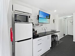 Charming Studio Apartment in Mandurah