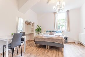 Cozy Long-Term Studio Near Westbahnhof