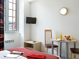 Romantic Getaway in Epernay
